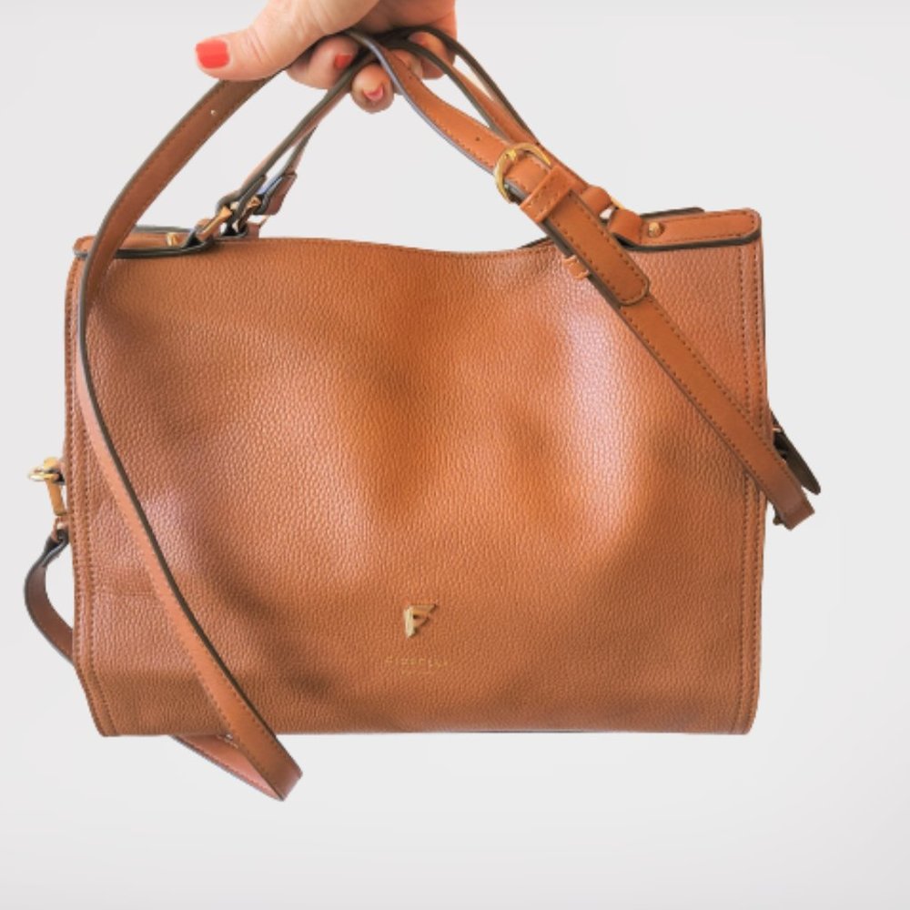 Made in Italy LIGHT BROWN CROSSBODY MEDIUM SIZE BAG/PURSE by FIORELLI